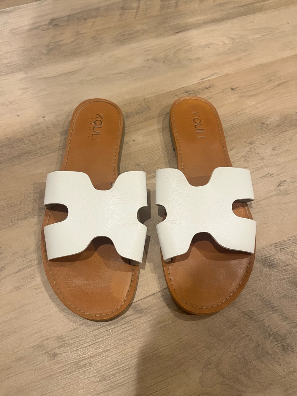 White Cutout Slide Sandals with Tan leather Footbed 8.5